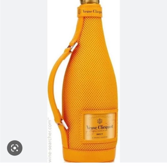Veuve Cliquot Insulated Zipperd Ice Jacket Carrier - Picture 1 of 3